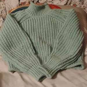H&M Light Green Women's Turtleneck Sweater